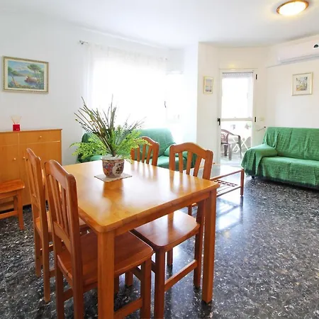 Global Properties, Amplio Muy Cerca De La Playa Apartment *
