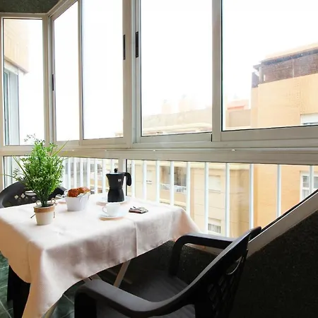 Global Properties, Amplio Muy Cerca De La Playa Apartment