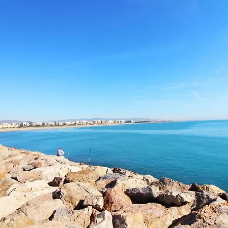 Global Properties, Amplio Muy Cerca De La Playa Apartment *